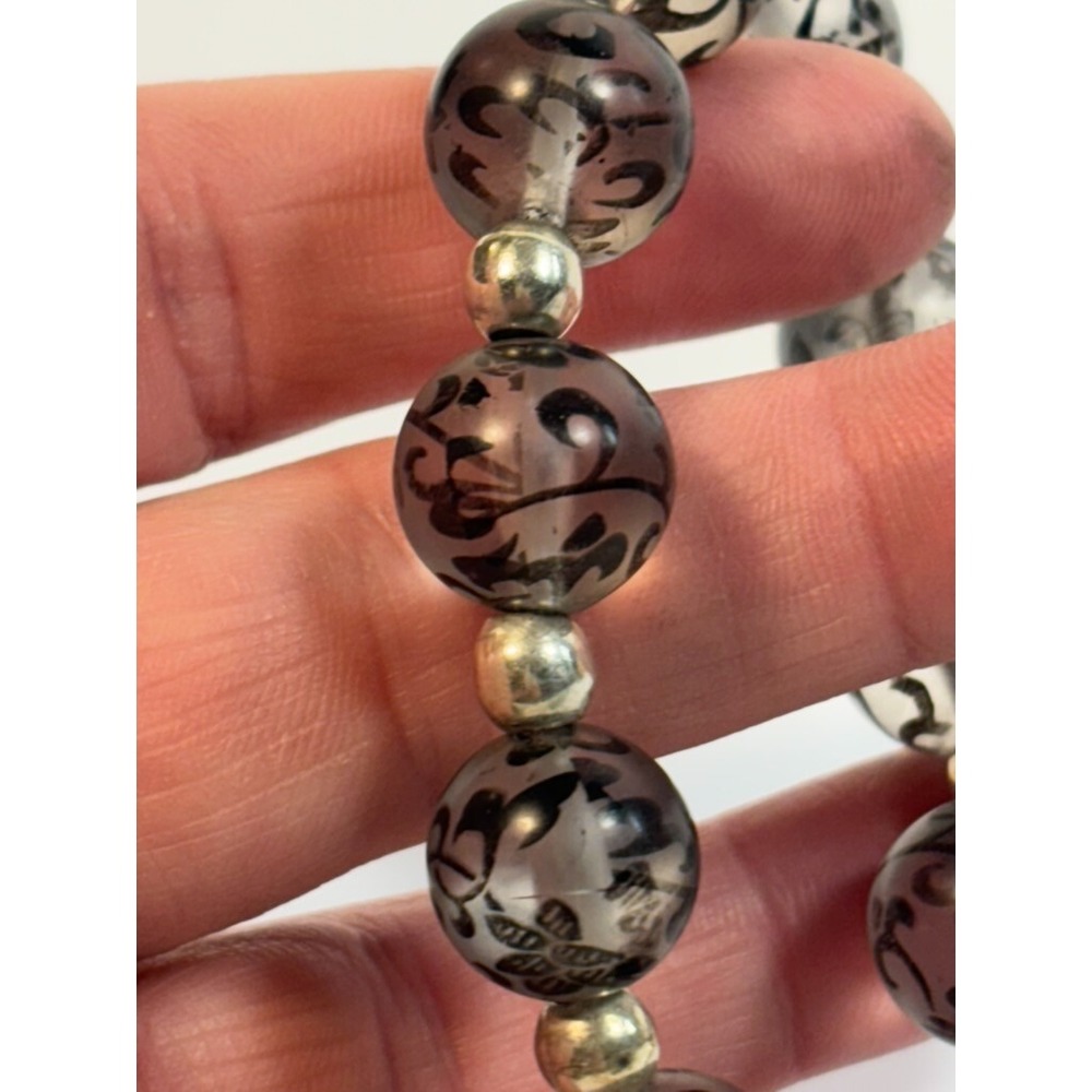 Bracelet Silver Tone Abstract Drawings on Clear Acrylic Bead Beaded Fashion Item